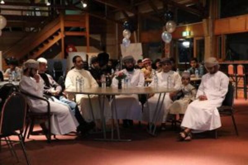 تخريج الدفعة الثالثة من العُمانيين الدارسين بـ” أدليد”
