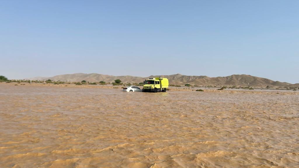 مسؤول في الشرطة يوضح عن بلاغات الأمطار وينفي ما يتداول عن العوابي