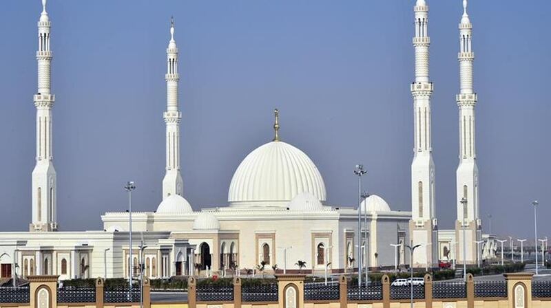 إليك معلومات عن الهدية التي قدمها الرئيس المصري لجلالة السلطان
