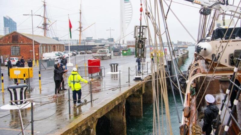 “شباب عمان الثانية” تمد جسور المحبة إلى “لاكورونيا”