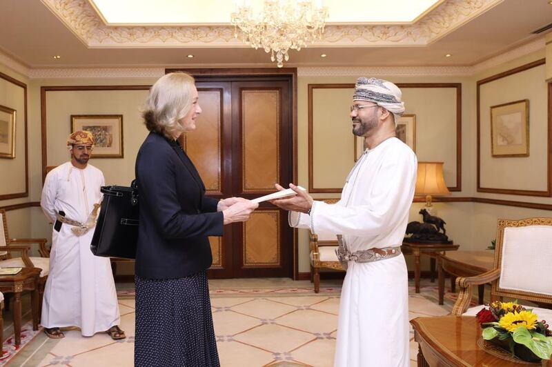3 سفراء جدد يُسلِّمون نسخًا من أوراق اعتمادهم