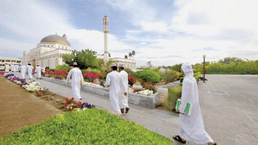 عزيزنا الطالب: تعديل جديد في البرامج الدراسية