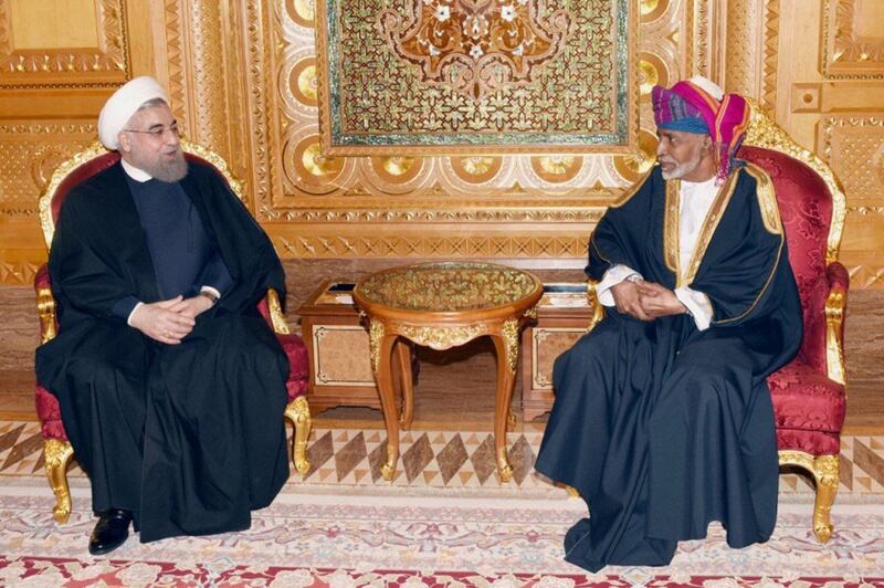 شاهد الإطلالة البهية لجلالة السلطان في استقبال الرئيس الإيراني