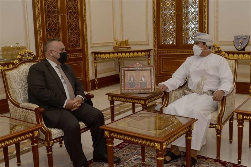 وزير المكتب السلطاني يستقبل سفيري العراق ونيذرلاند