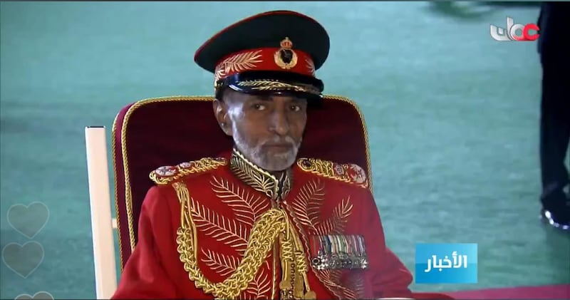 بالفيديو والصور: جلالة السلطان يقيم حفل عشاء بمناسبة يوم القوات المسلحة