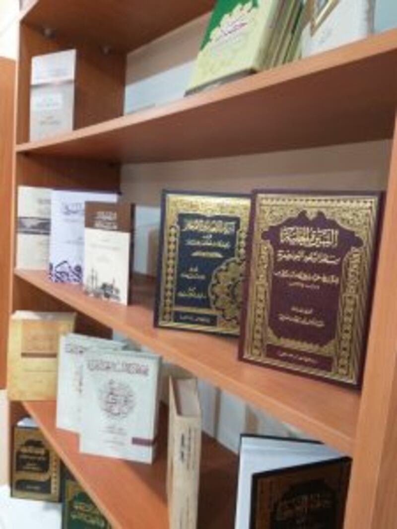 بالصور: الكتب العمانية حاضرة في معرض القاهرة الدولي للكتاب