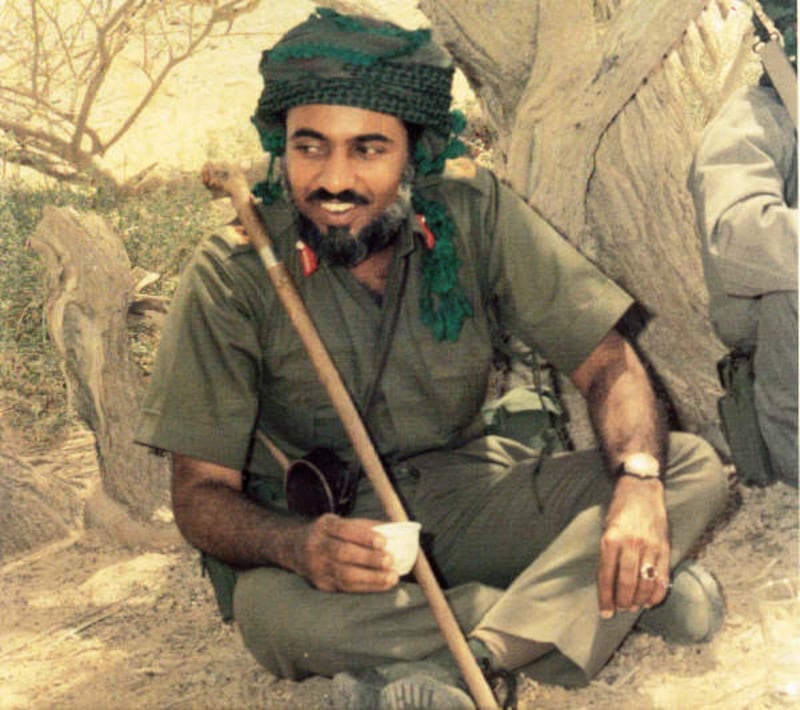 المكافحة بالخدمات، محاولة الاغتيال، السلطان يقود المعركة: محطات من حرب التمرد حتى النصر