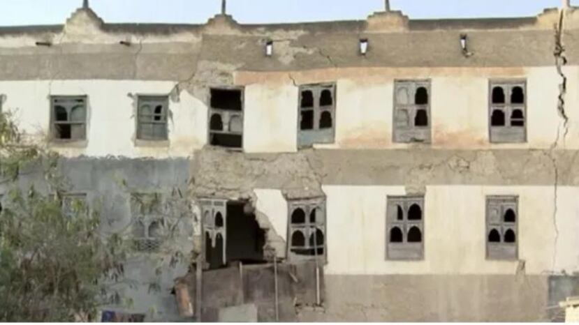 بقرار من محافظ ظفار: تشكيل لجنة لتطوير الأحياء الأثرية في صلالة