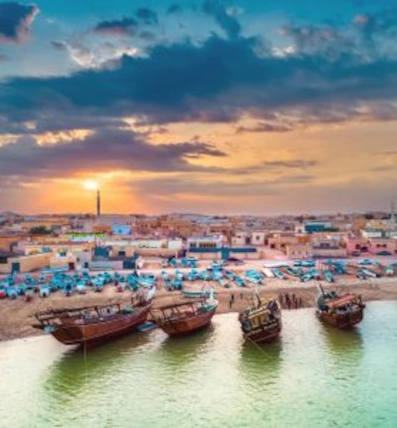 بأجوائها الباردة: الأشخرة مكان سياحي شهير في السلطنة