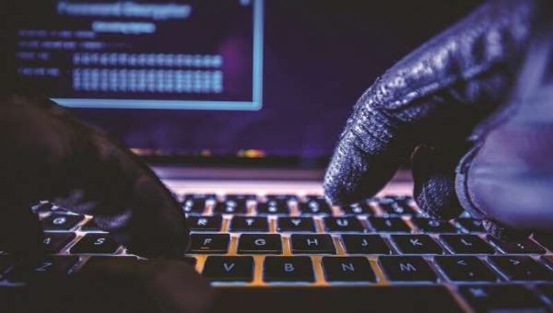 دكتور يشرح ثورة البلوك تشين وتجربة السلطنة فيها