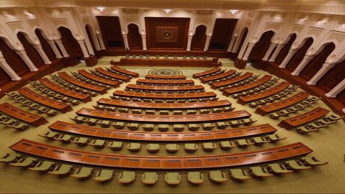 أعضاء في الشورى “يتخلفون” عن بعض الجلسات.. ونائب الرئيس يوضح