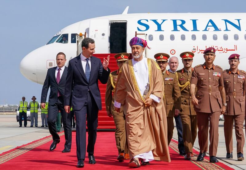 بالصور: جلالة السلطان يستقبل الرئيس السوري