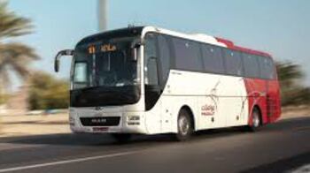 “مواصلات” تصدر بيانًا حول احتراق إحدى حافلاتها