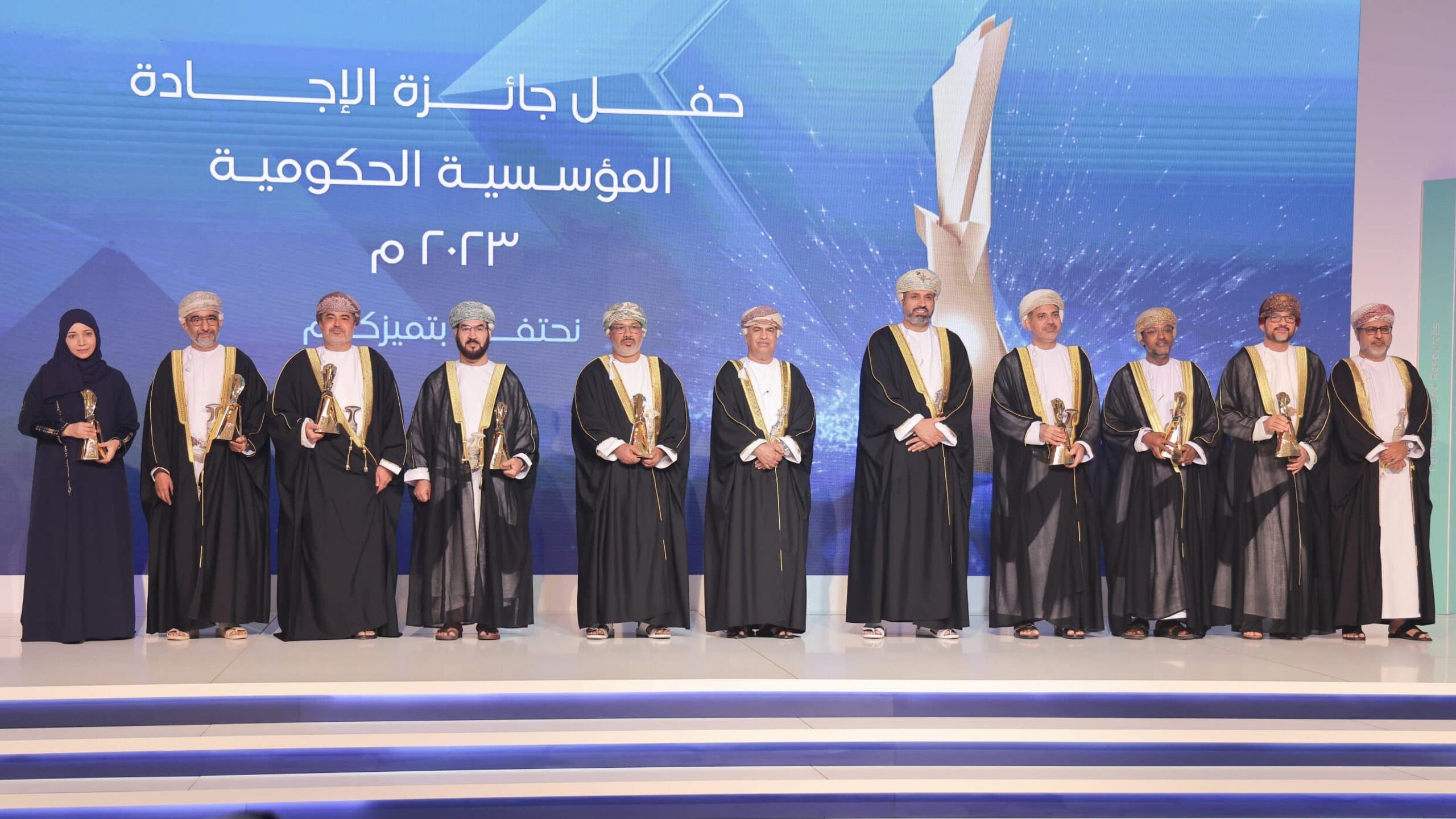 8 جهات الأفضل أداءً وتطبيقًا للإجادة المؤسسية؛ فماذا قال وزير العمل عن ذلك؟