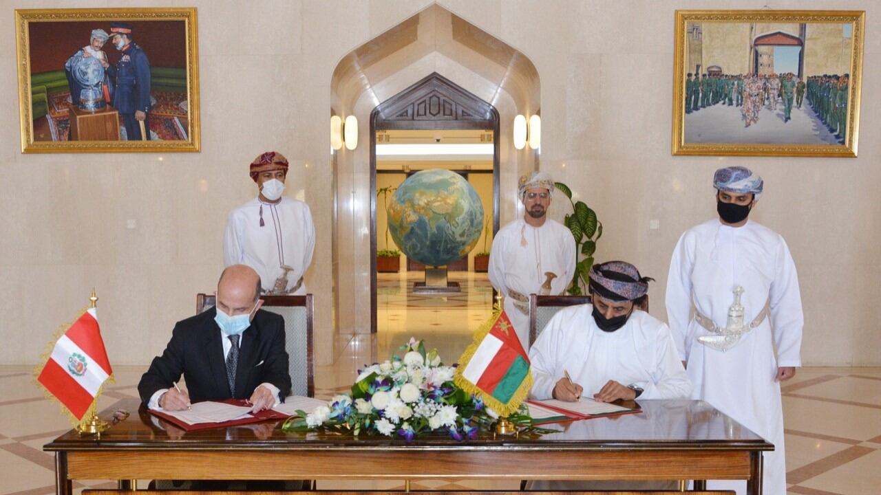 إعفاء متبادل من التأشيرات بين السلطنة والبيرو