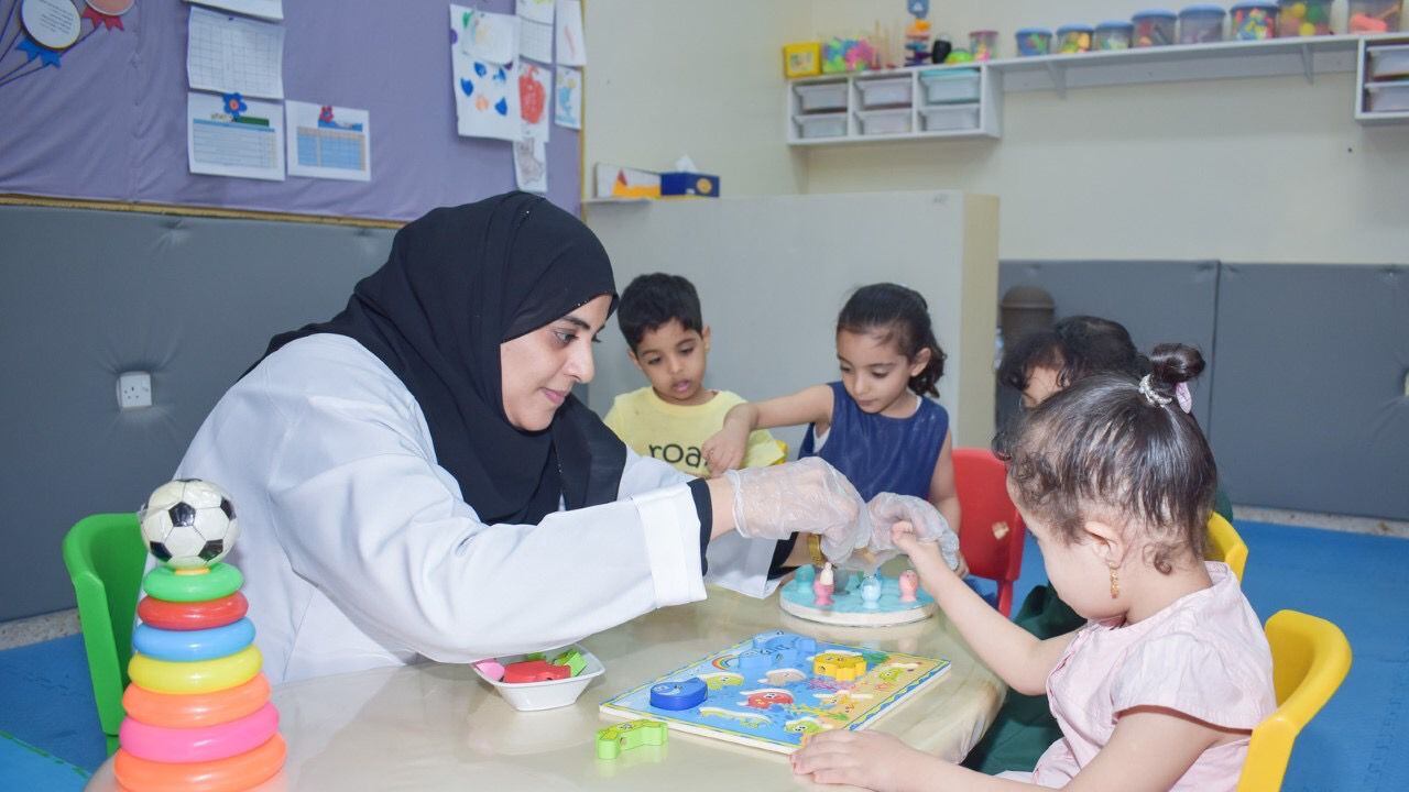 برامج وخدمات مختلفة في برنامج صيفي لذوي الإعاقة وأسرهم بـ “مراكز الوفاء”