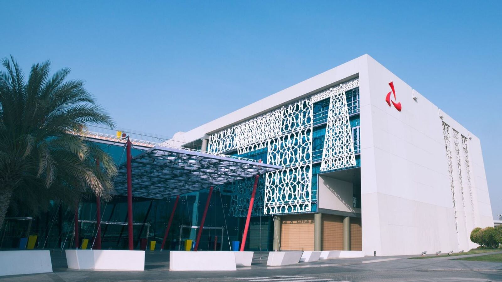 بنك مسقط يؤكد دعمه كشريك مصرفي موثوق به في تحقيق التنمية المستدامة وإنجاح أهداف رؤية عمان 2040