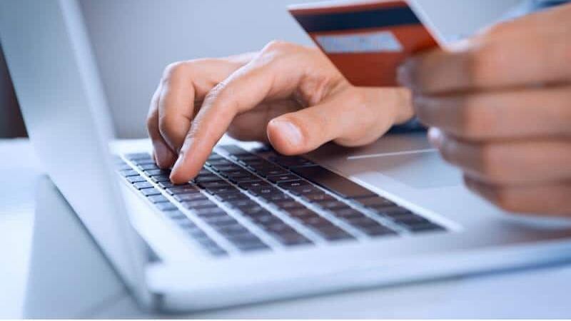 ترخيص مزود لخدمة المدفوعات الإلكترونية؛ فهل ستتوفر قريبًا؟