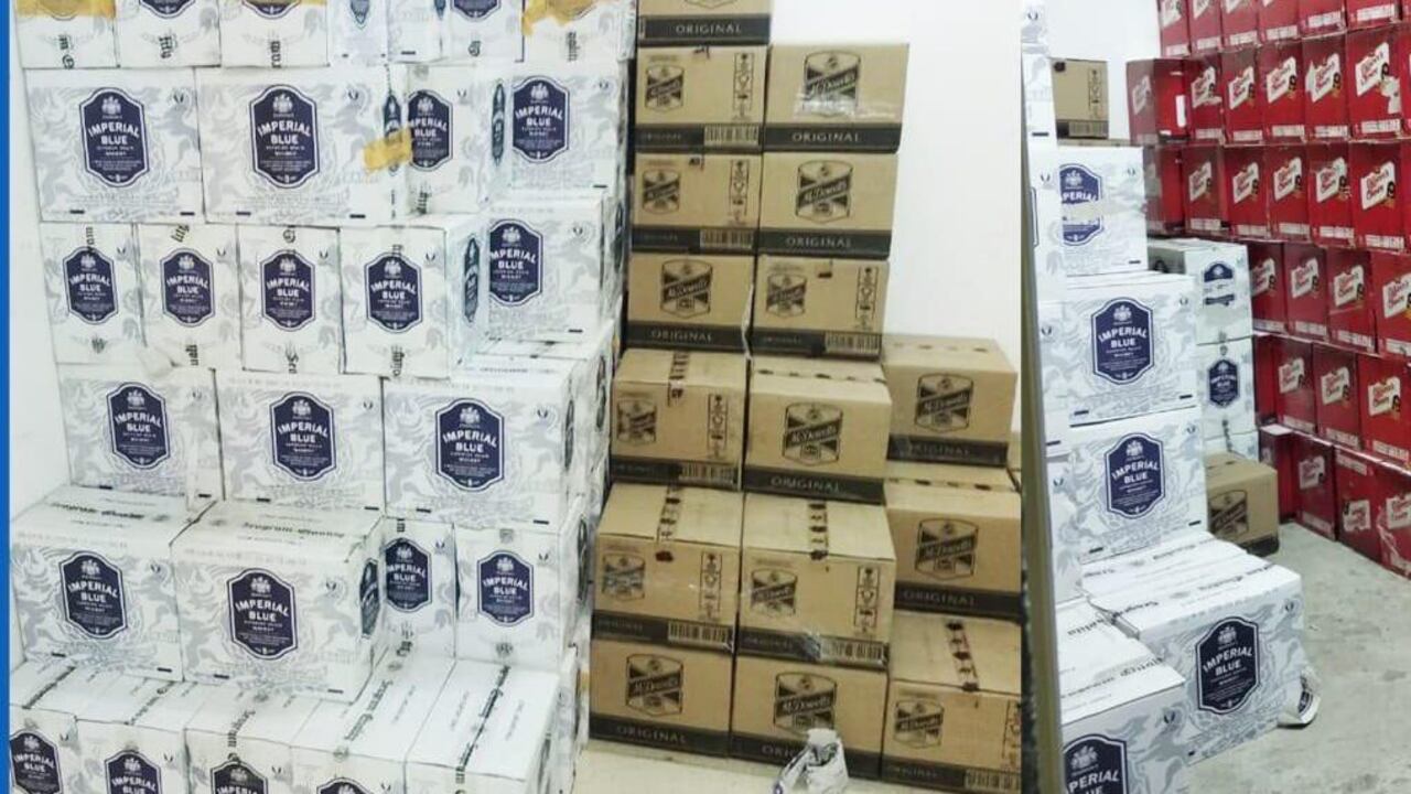 الجمارك تداهم منزلًا في صحم