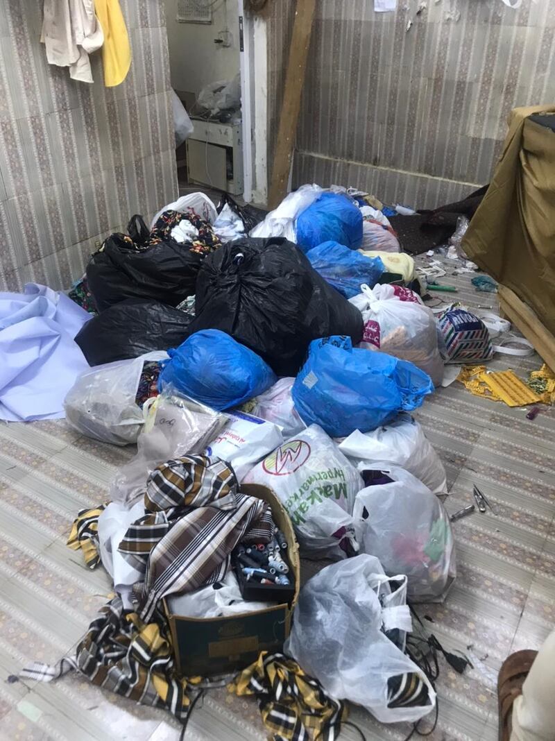 بالصور: ضبط منزل مخالف في مطرح