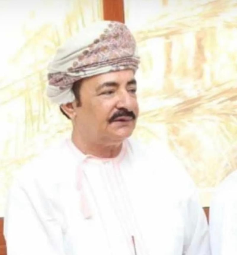 أول رئيس عماني لجهاز الأمن في ذمة الله
