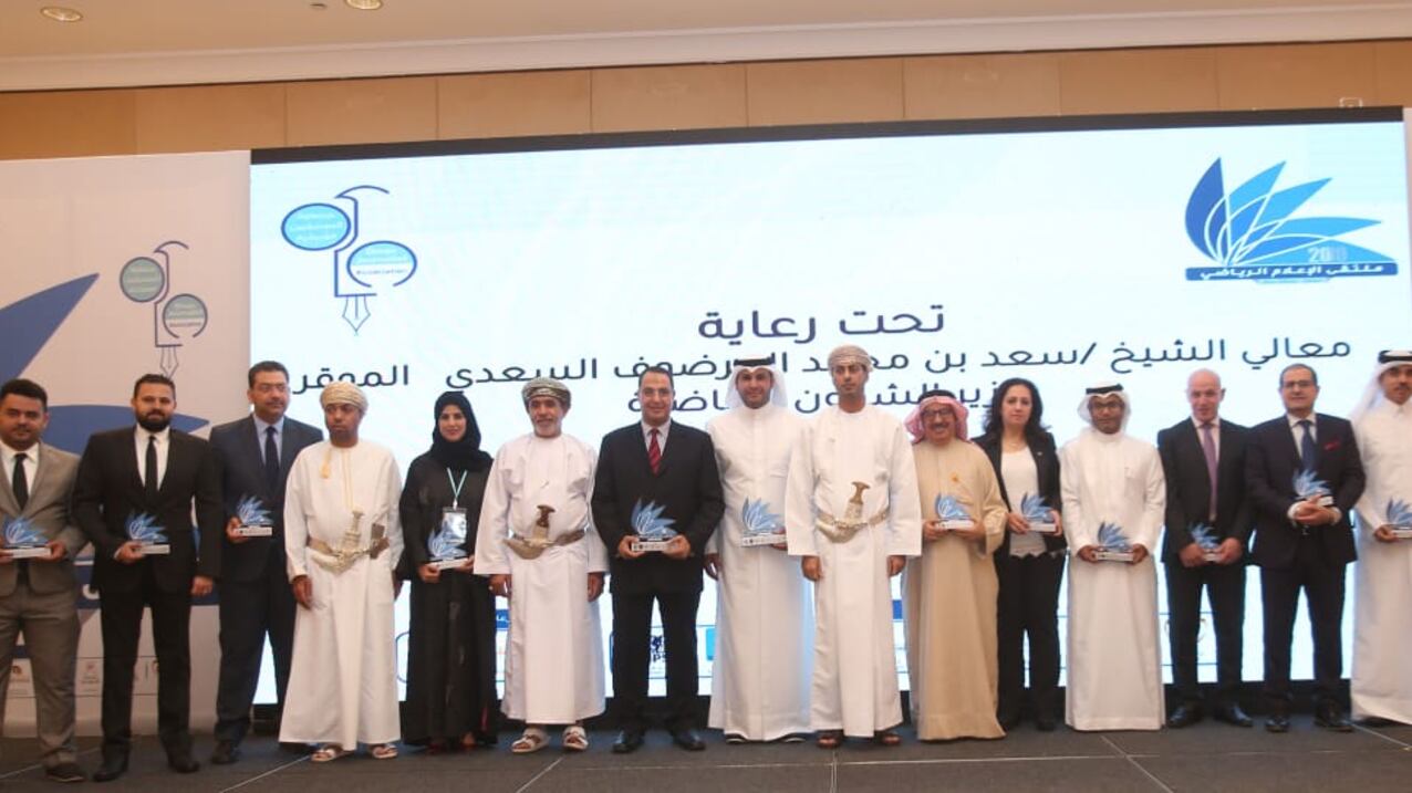 كوكبة من القيادات الإعلامية العربية تُشارك في ندوة الإعلام الرياضي بالسلطنة