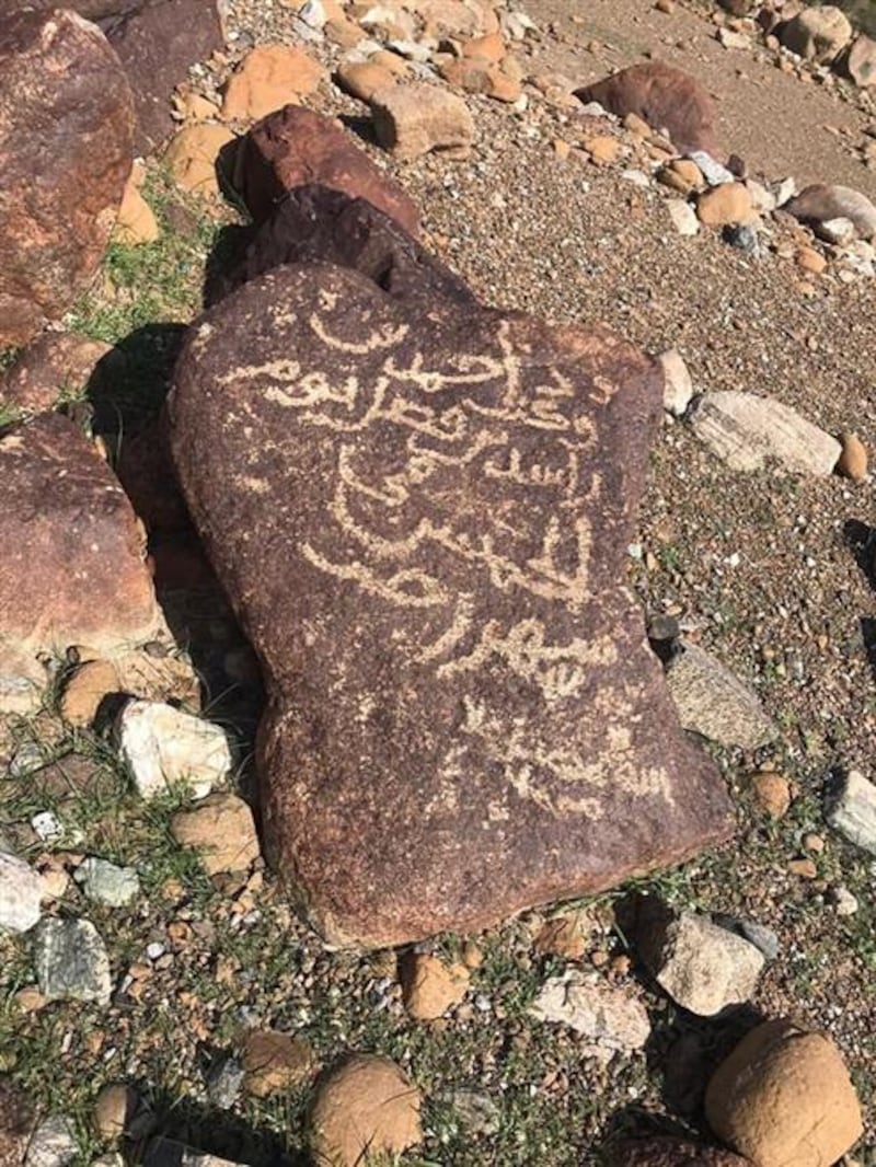 3 مواقع مشهورة بالرسومات الصخرية في مسندم