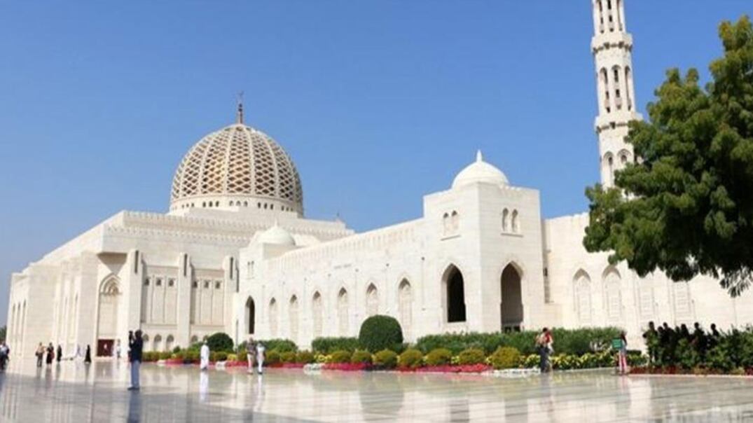 الأوقاف تنشر ملخصًا لخطبة الجمعة بعدة لغات